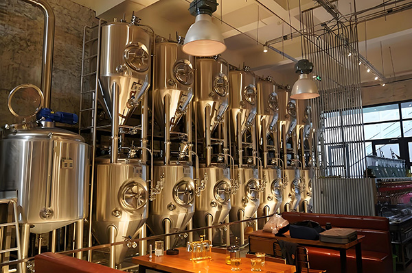 Beer equipment manufacturer: Innovative development, embracing challenges